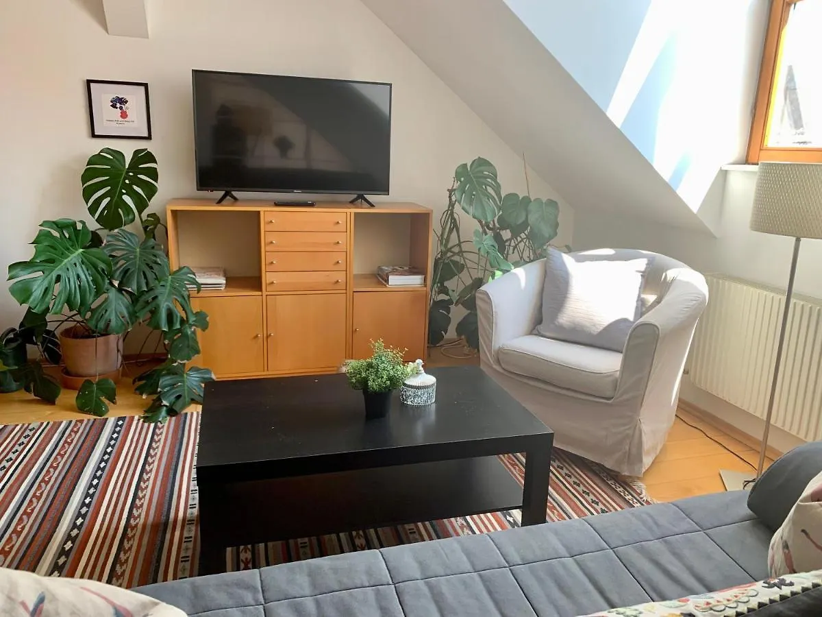 Vienna City Loft 0*,
